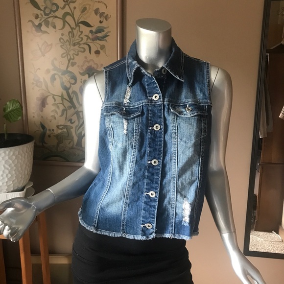 Maurices Women’s Small Denim Vest Jean Jacket Distressed Button Front - Picture 4 of 12